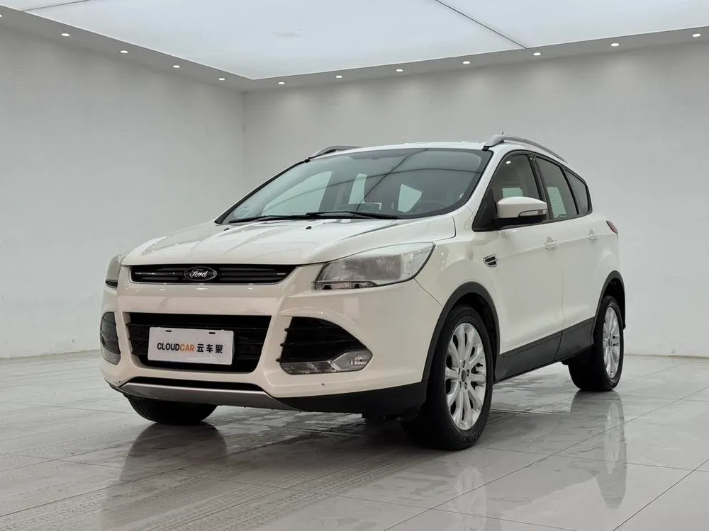 Ford Kuga, 2015