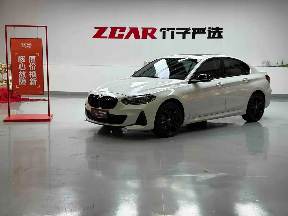BMW 1-Series 125i M Sport Edition, 2023 — фото 1