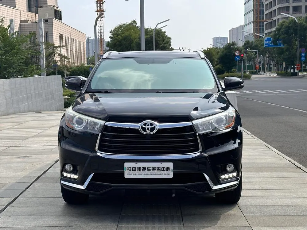 Toyota Highlander 2.0T 4WD Luxury Edition 7 Seater, 2017 — фото 1