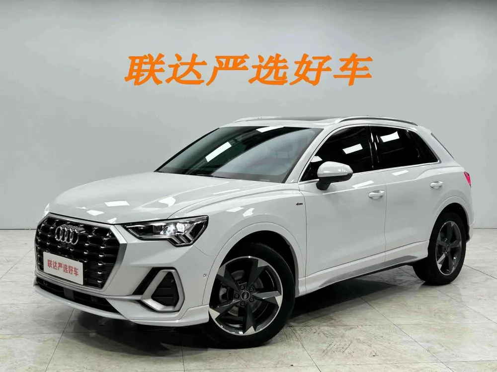Audi Q3 35 TFSI Fashion Version, 2022 — фото 1