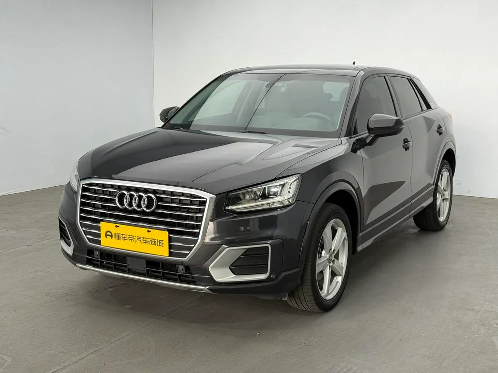 Audi Q2L, 2021