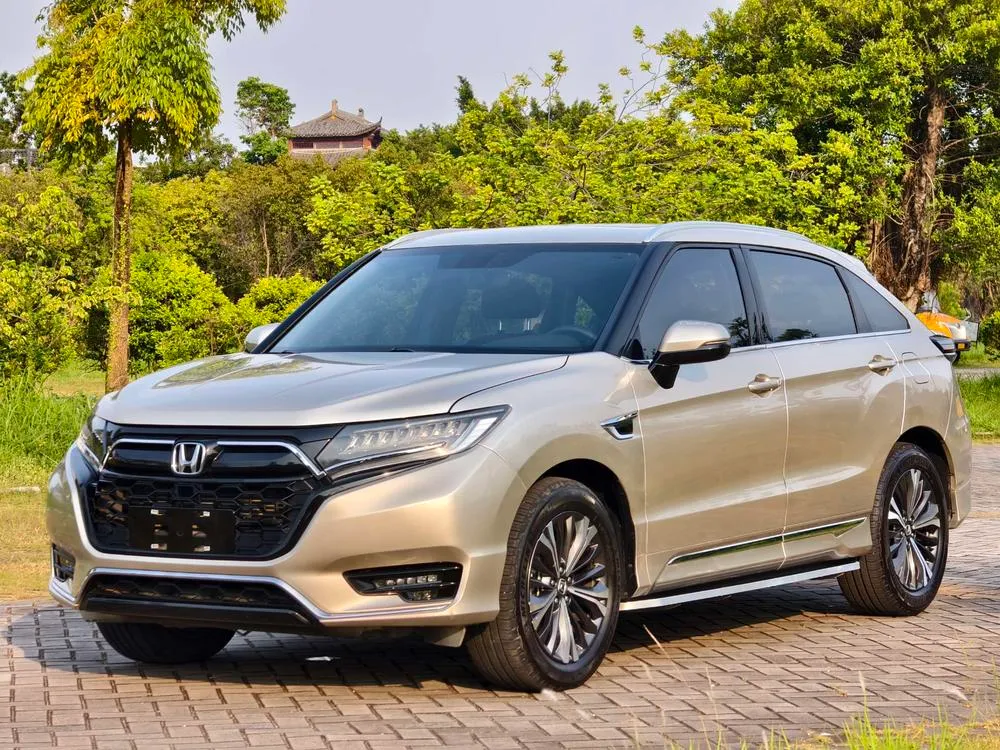 Honda UR-V 370TURBO 4WD Prestige Edition, 2020 — фото 1