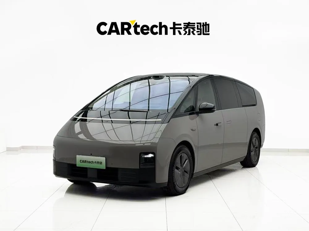 Li Auto MEGA, 2025