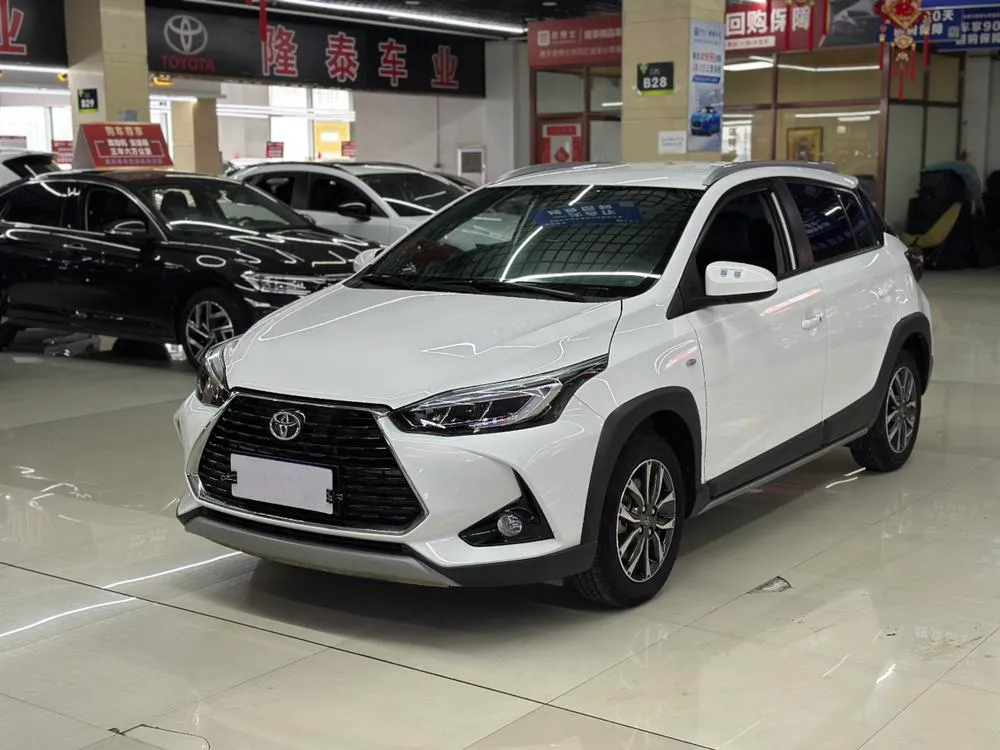 Toyota Yaris L, 2022