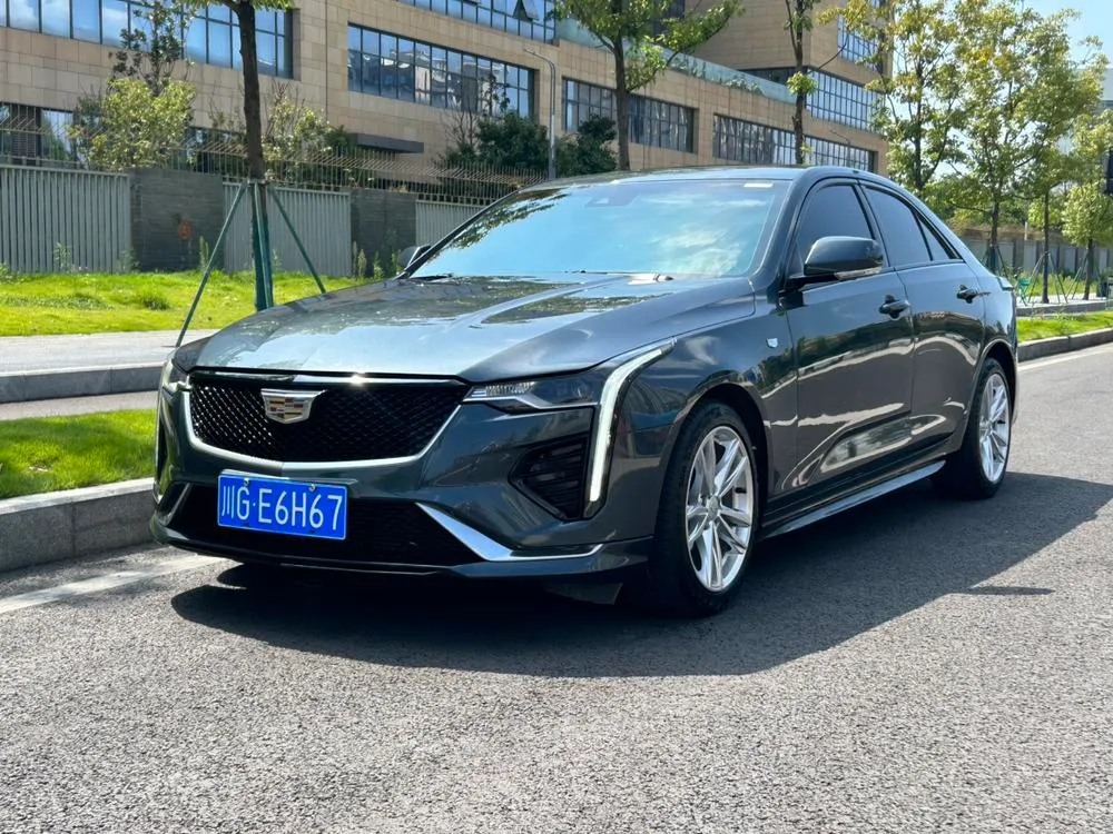 Cadillac CT4, 2022