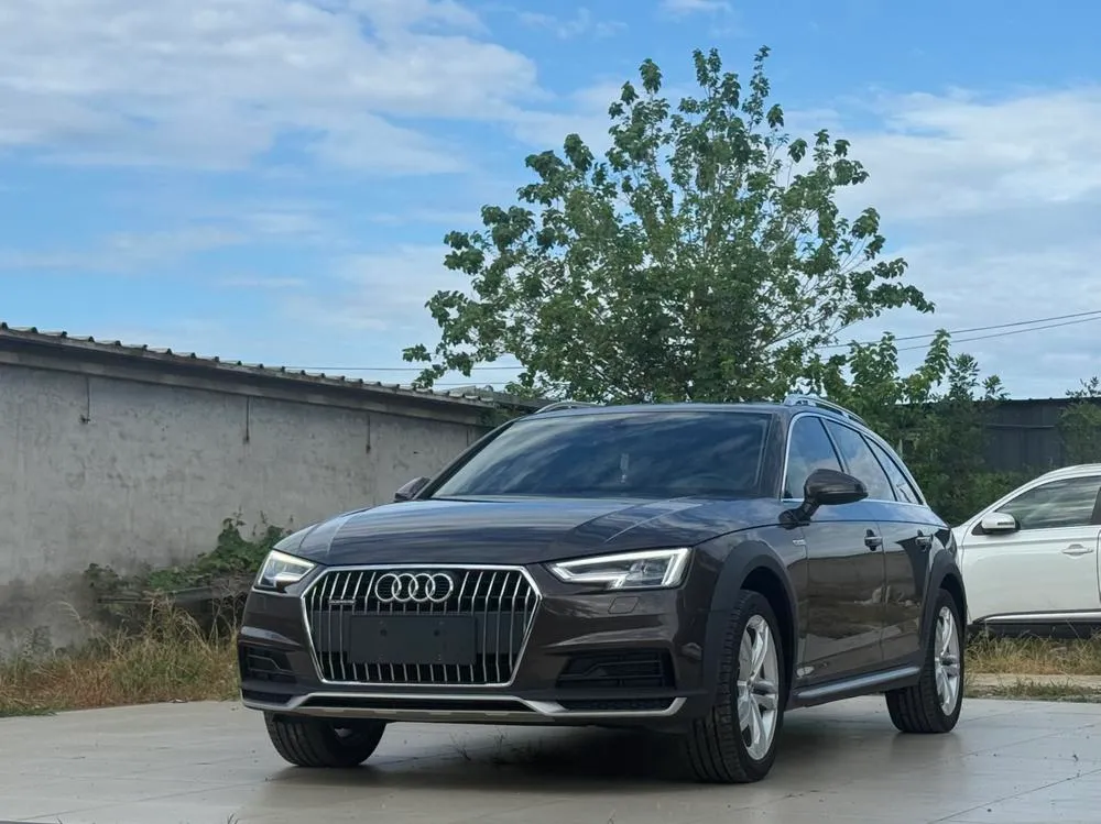 Audi A4 (Import) 45 TFSI allroad quattro Fashion Version, 2019 — фото 1