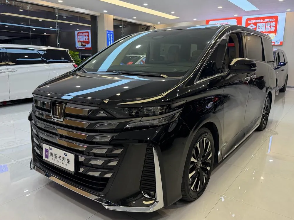 Toyota Vellfire, 2023