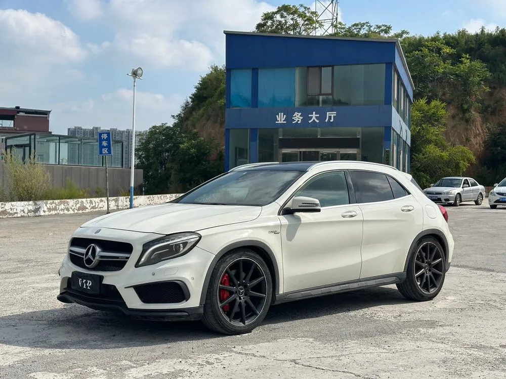 Mercedes-Benz GLA AMG AMG GLA 45 4MATIC, 2015 — фото 1
