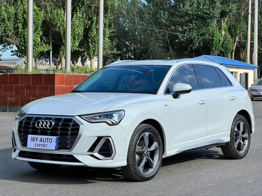 Audi Q3, 2022