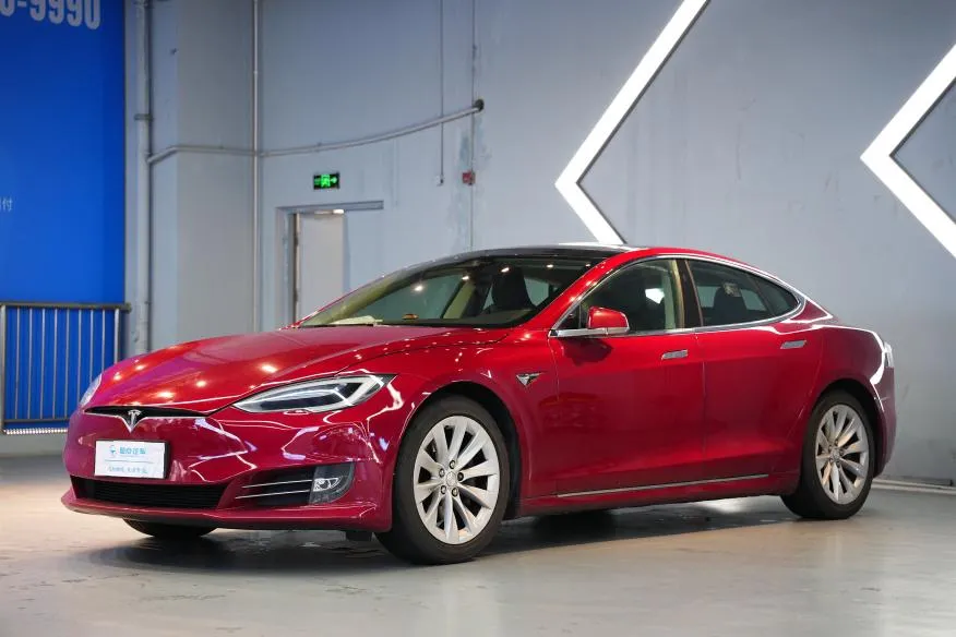Tesla Model S, 2016