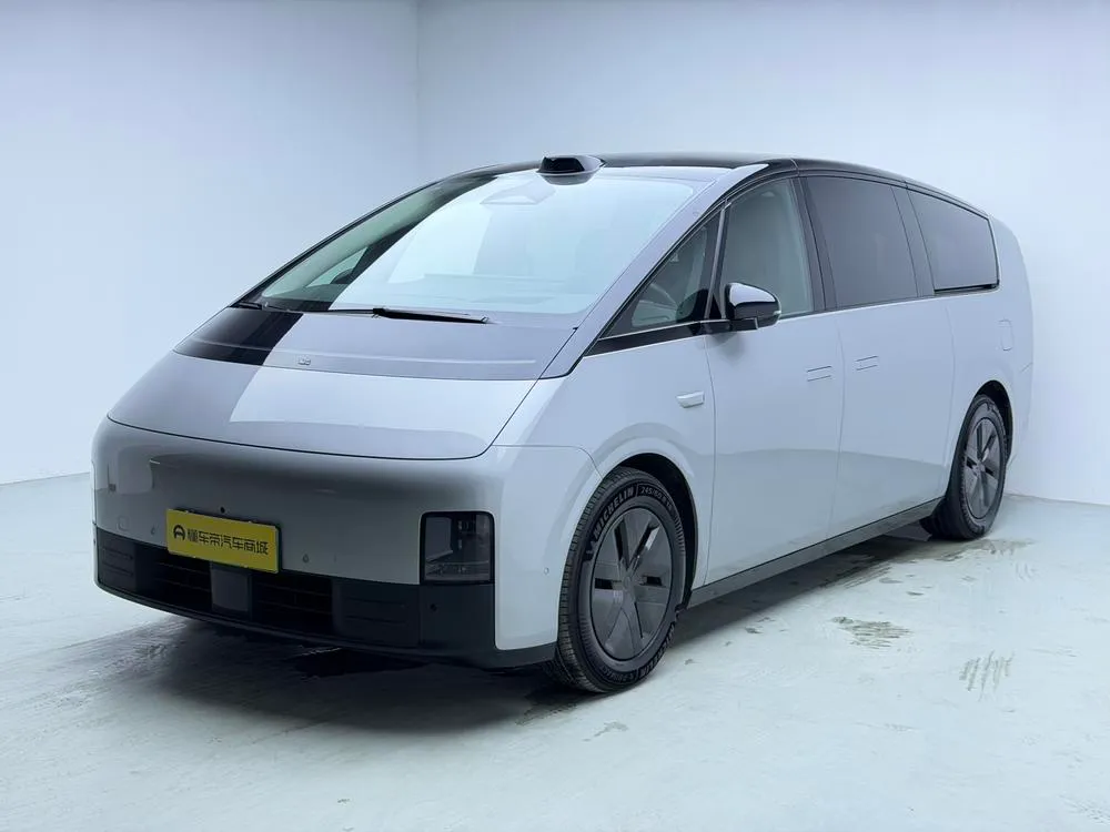 Li Auto MEGA, 2024