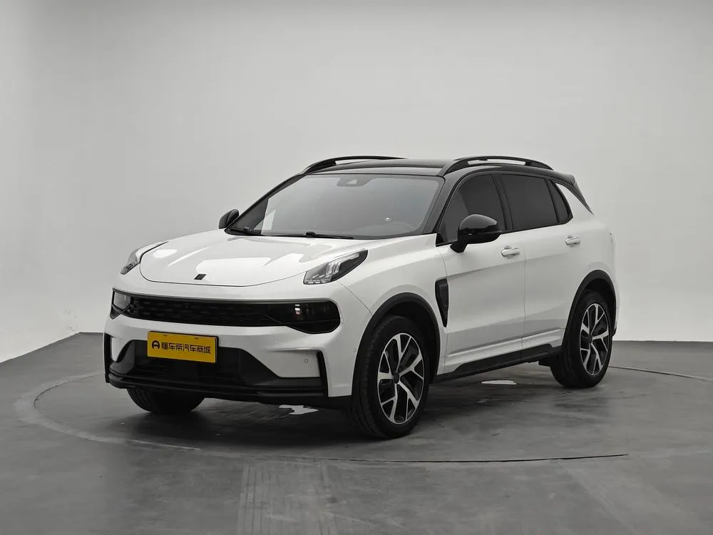 Lynk & Co 01 EM-P 1.5TD PHEV Halo, 2021 — фото 1