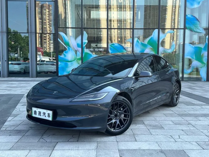 Tesla Model 3 Edition, 2023 — фото 1