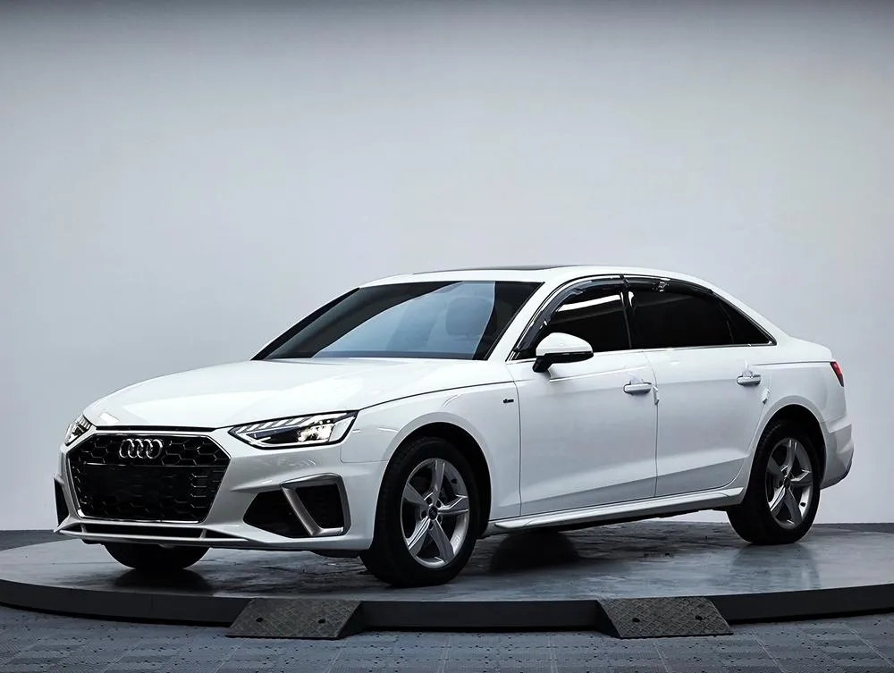 Audi A4L 40 TFSI Luxury Elite Version, 2020 — фото 1