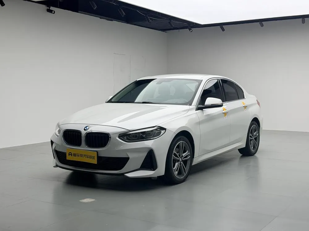 BMW 1-Series, 2021