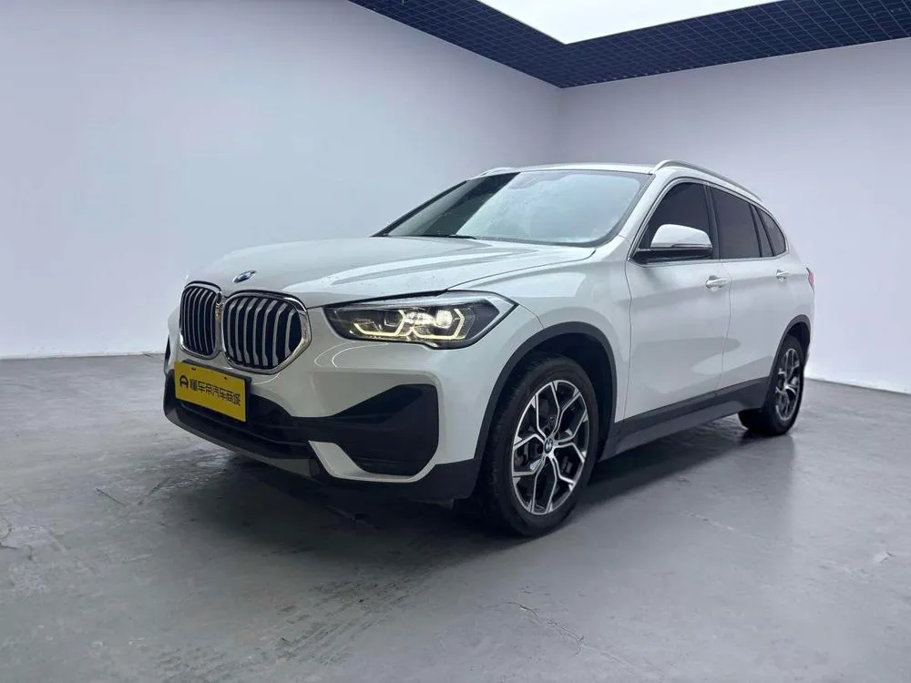 BMW X1 sDrive25Li Leading Version, 2022 — фото 1