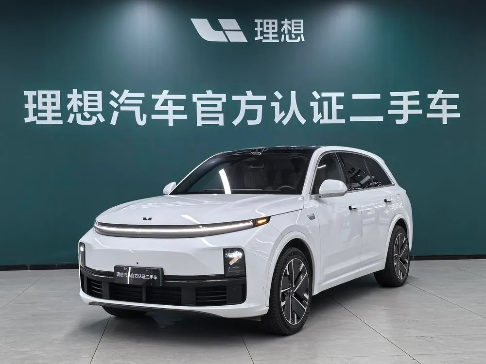 Li Auto L7, 2025