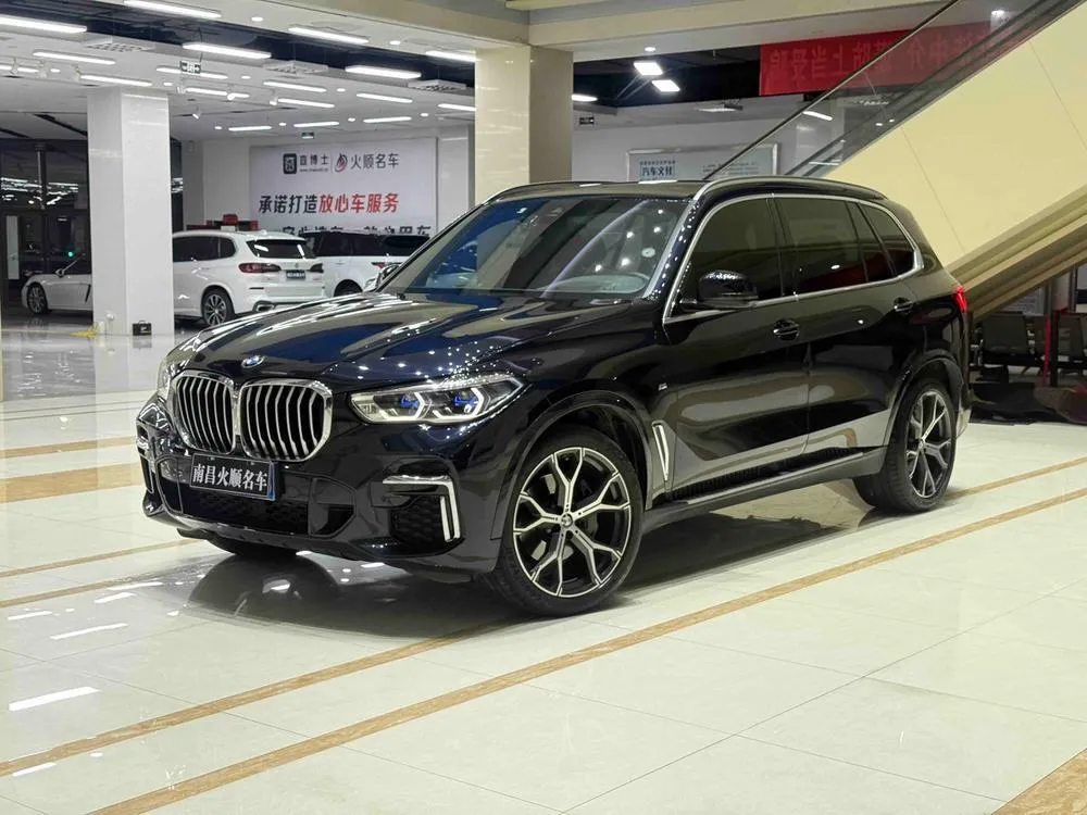 BMW X5 xDrive40Li M Sport, 2023 — фото 1