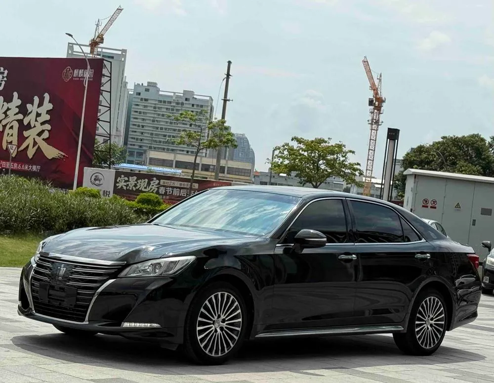 Toyota Crown 2.0T Sport Edition, 2018 — фото 1