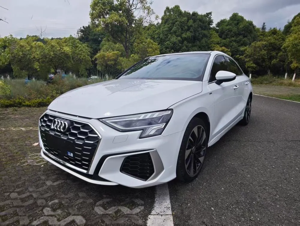Audi A3 A3L Limousine 35 TFSI Fashion Sport Version, 2022 — фото 1