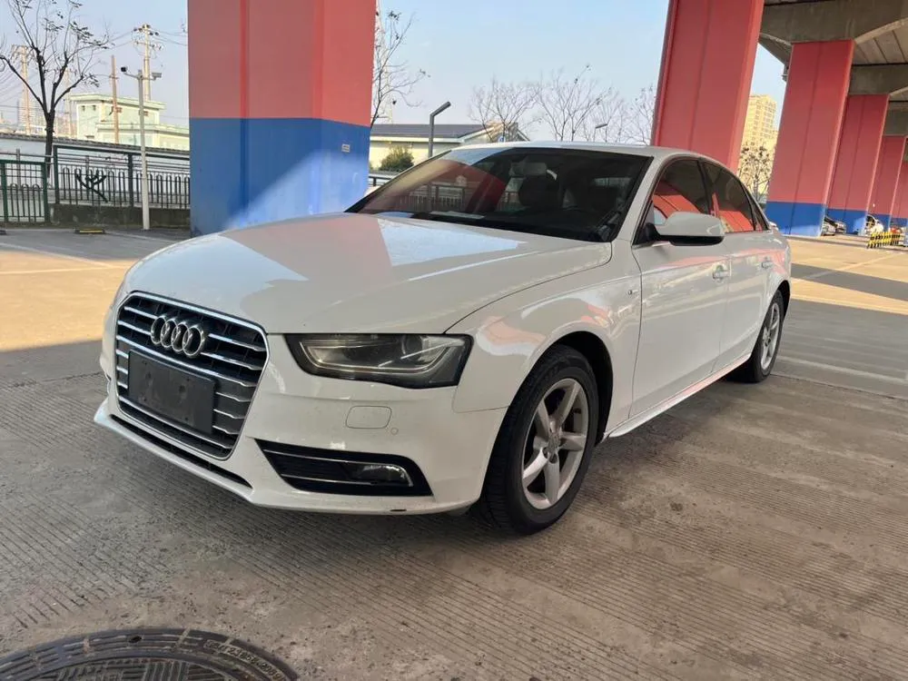 Audi A4L, 2015