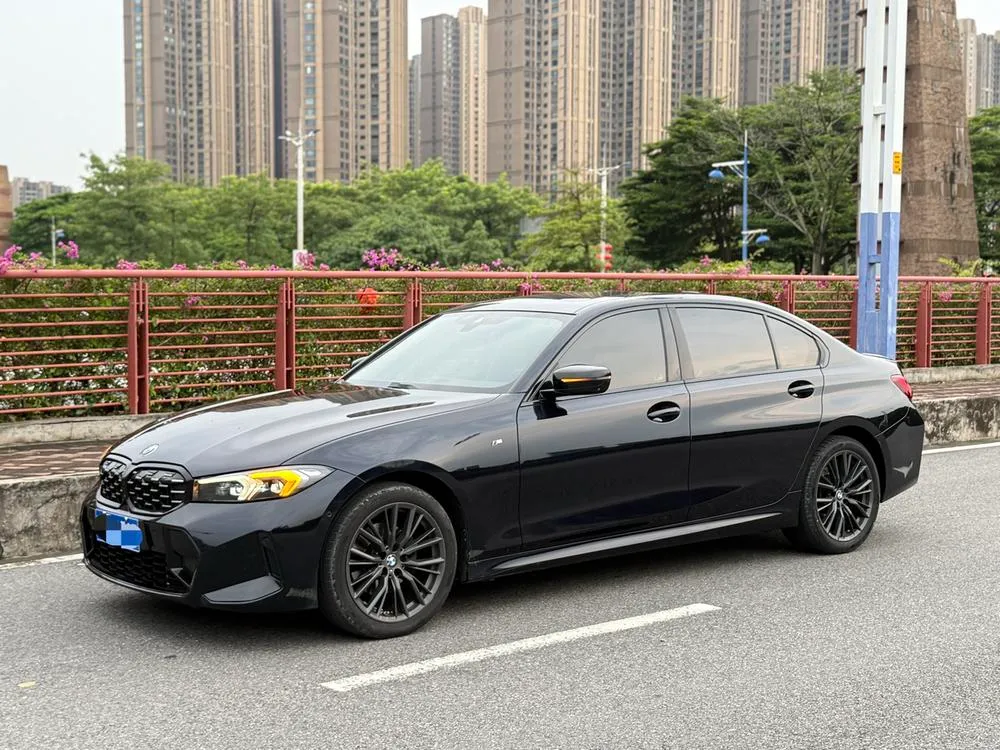 BMW 3-Series, 2023