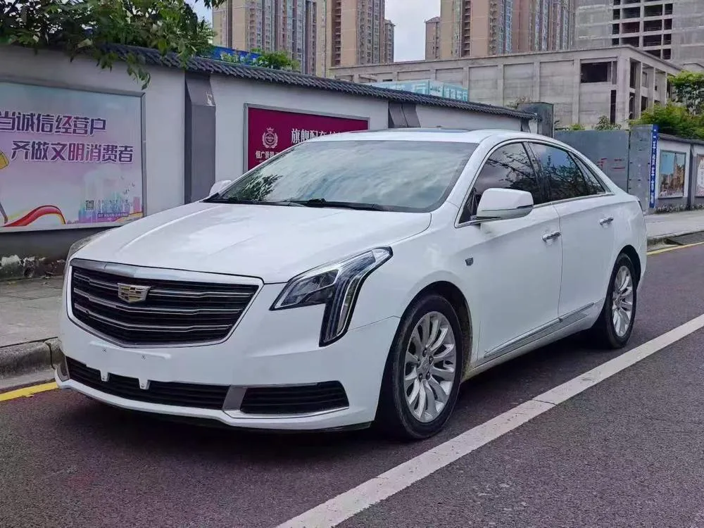 Cadillac XTS 28T Version, 2018 — фото 1