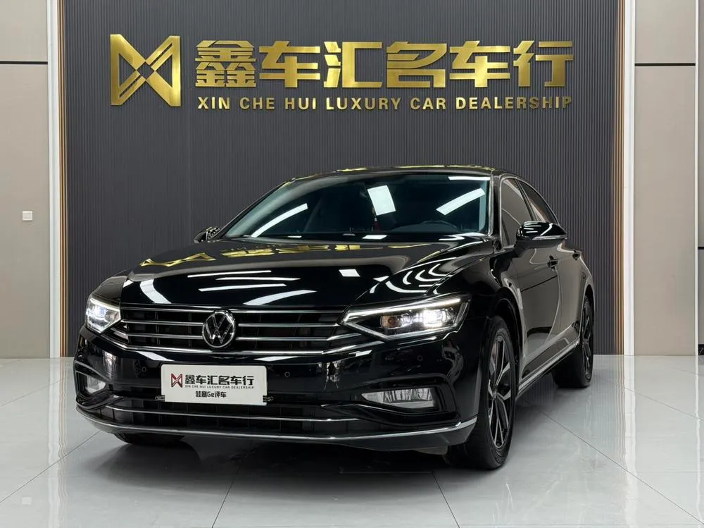 Volkswagen Magotan 330TSI DSG Leading Version, 2020 — фото 1