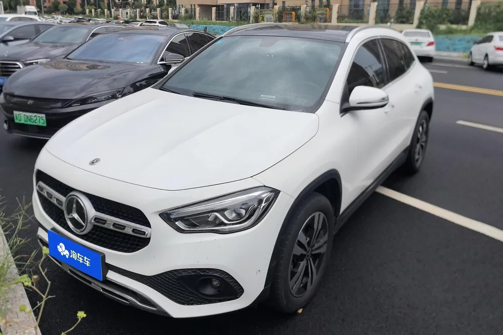 Mercedes-Benz GLA, 2020