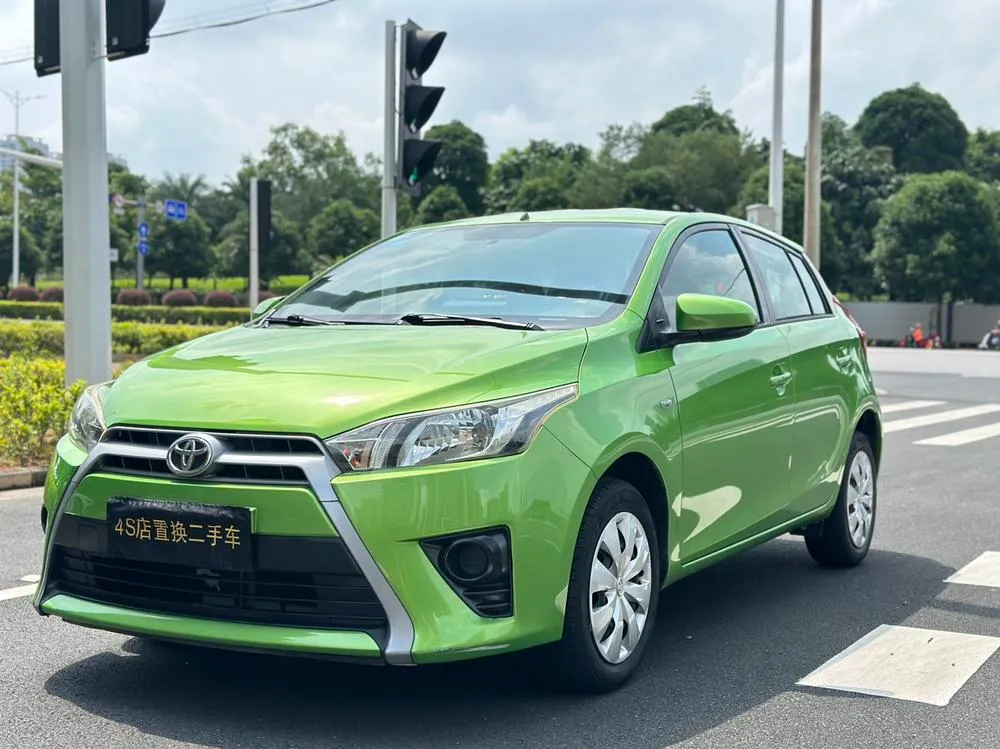 Toyota Yaris L, 2015