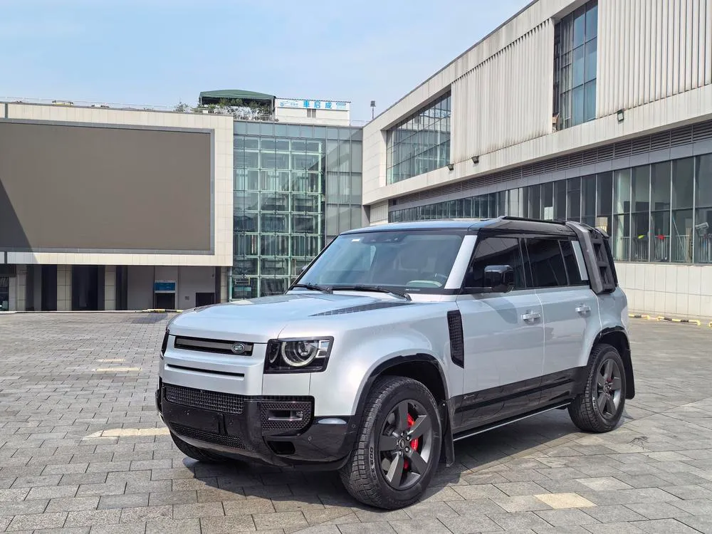 Land Rover Defender, 2021