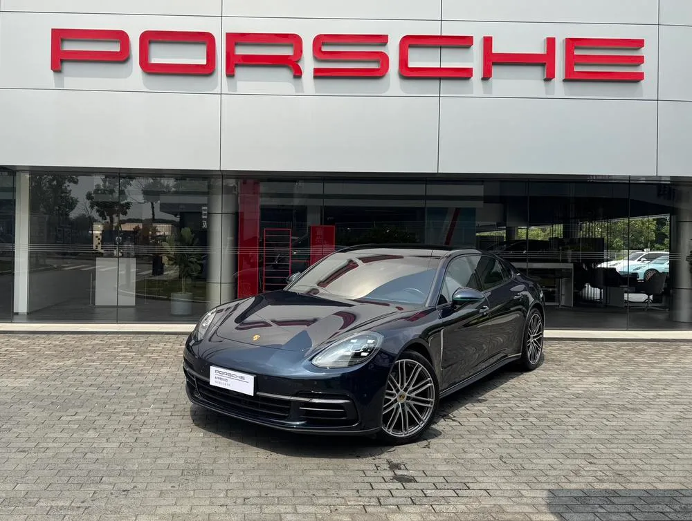 Porsche Panamera, 2017