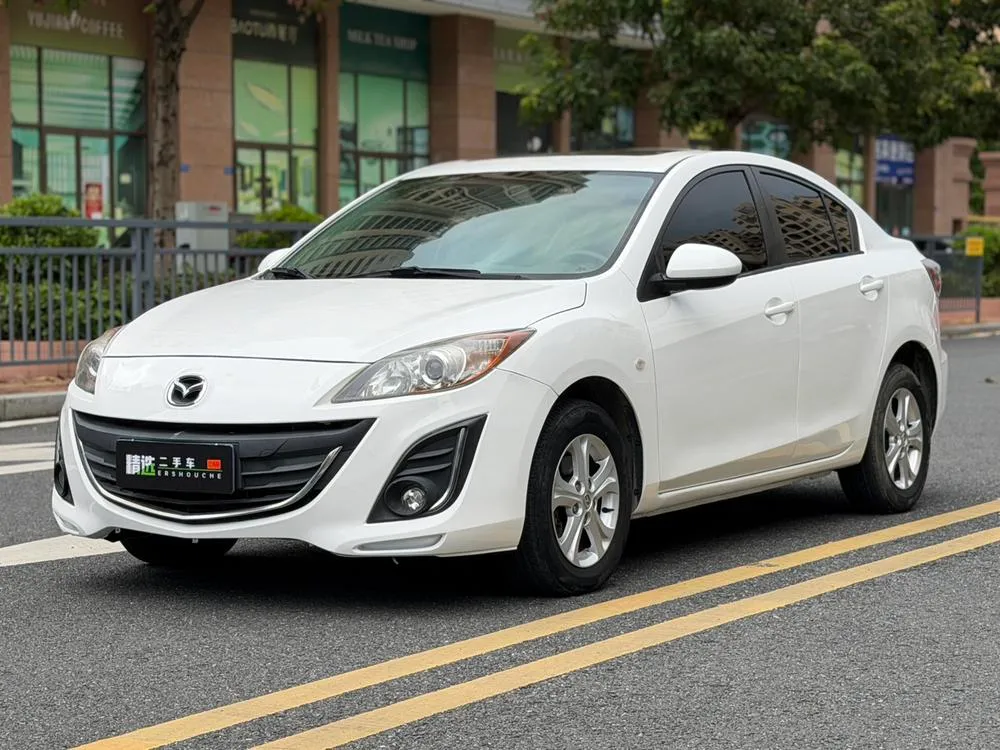 Mazda 3 Xingcheng, 2015