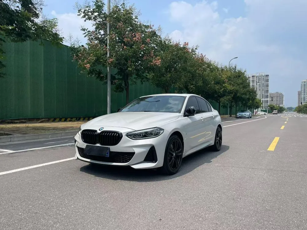 BMW 1-Series, 2021