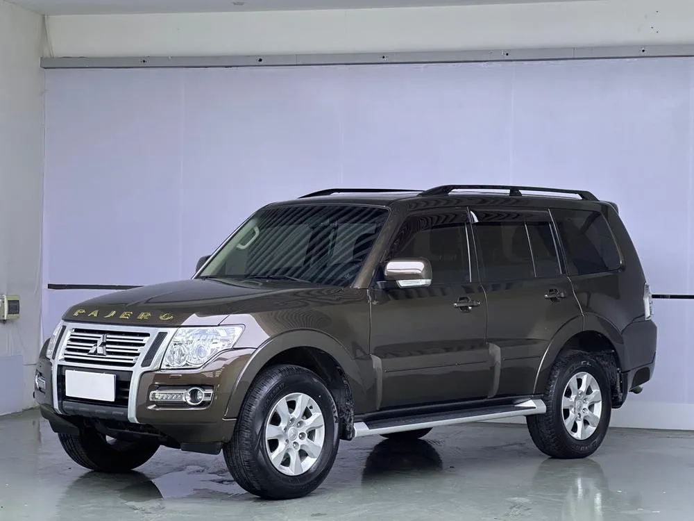 Mitsubishi Pajero (Import), 2018
