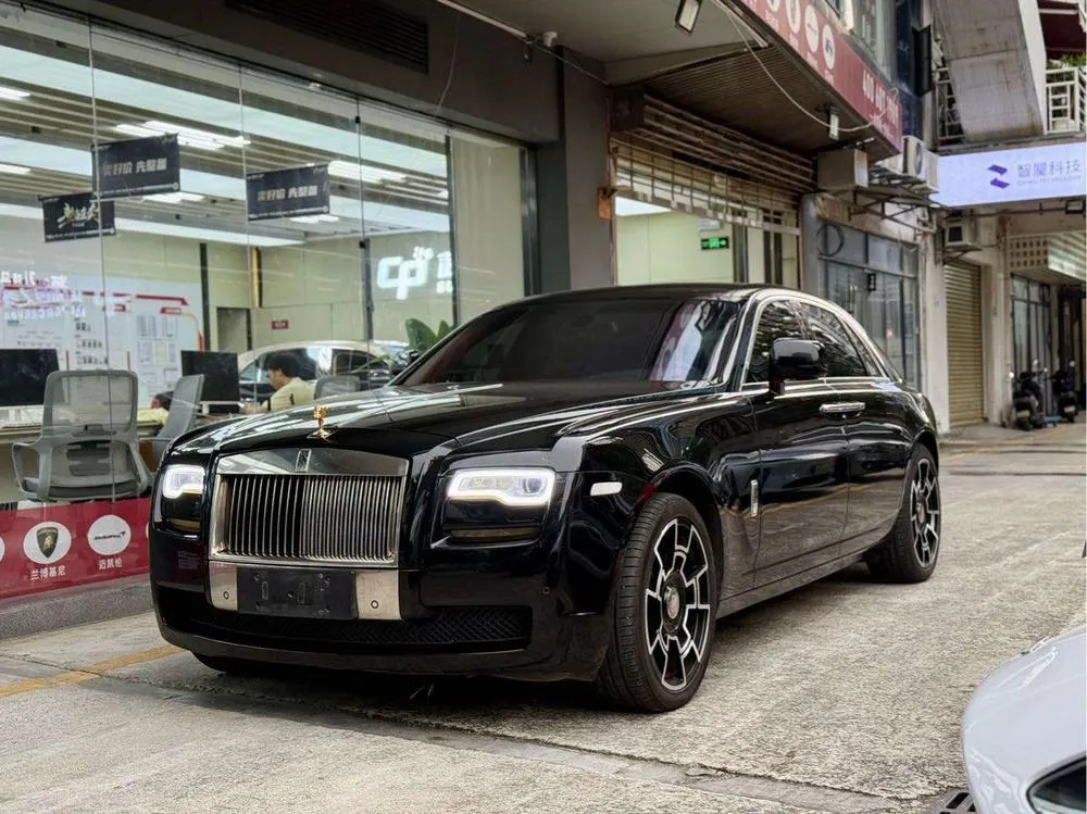 Rolls-Royce Ghost 6.6T Standard Edition, 2010 — фото 1