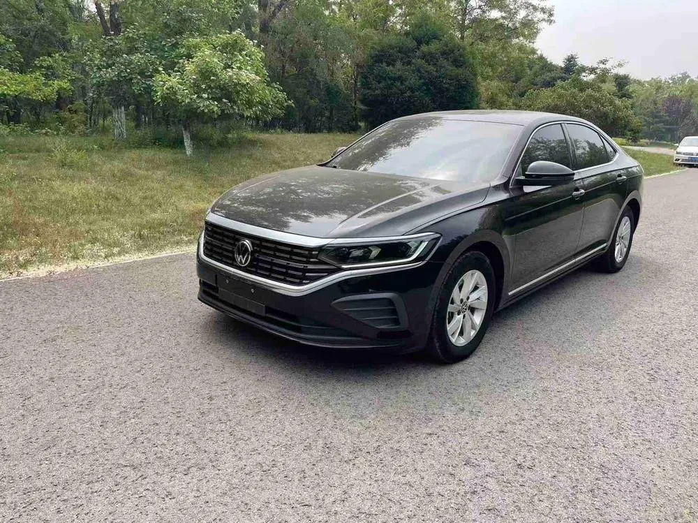 Volkswagen Passat 280TSI Business Edition, 2023 — фото 1