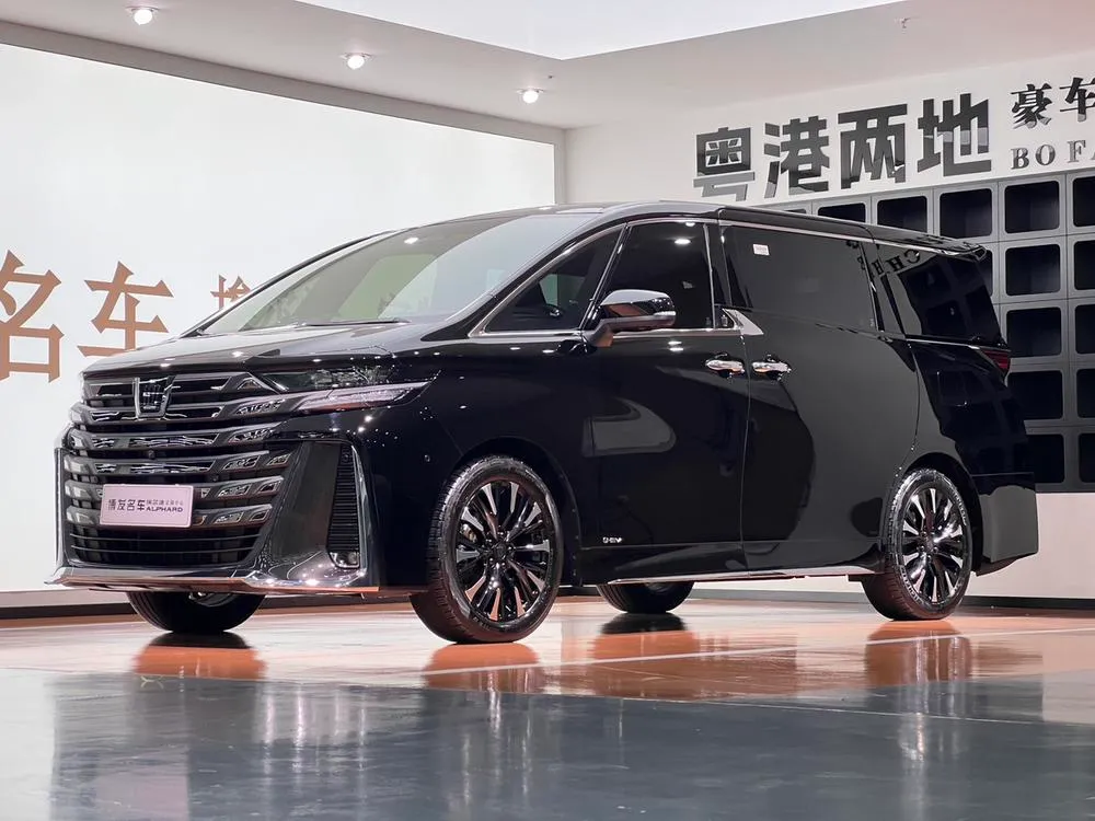 Toyota Vellfire, 2023