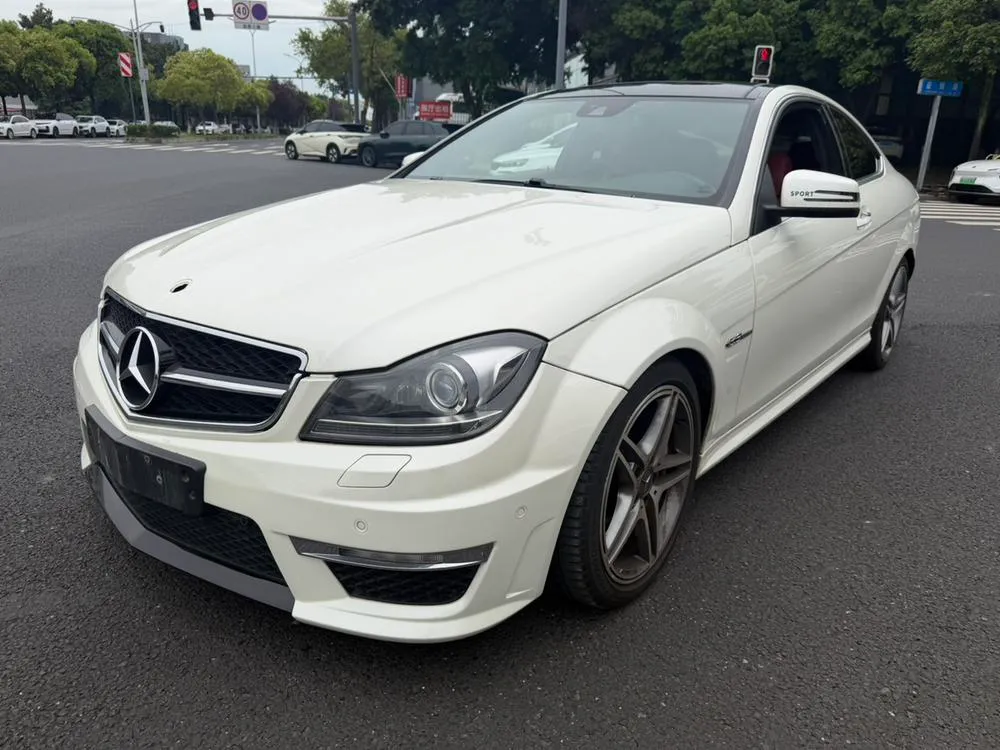 Mercedes-Benz C-Class AMG AMG C 63 Coupe Динамичная, 2012 — фото 1