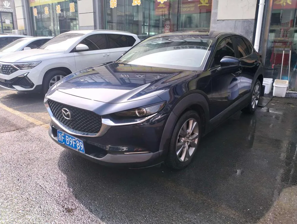 Mazda CX-30 2.0L Auto Style Joy Version, 2021 — фото 1