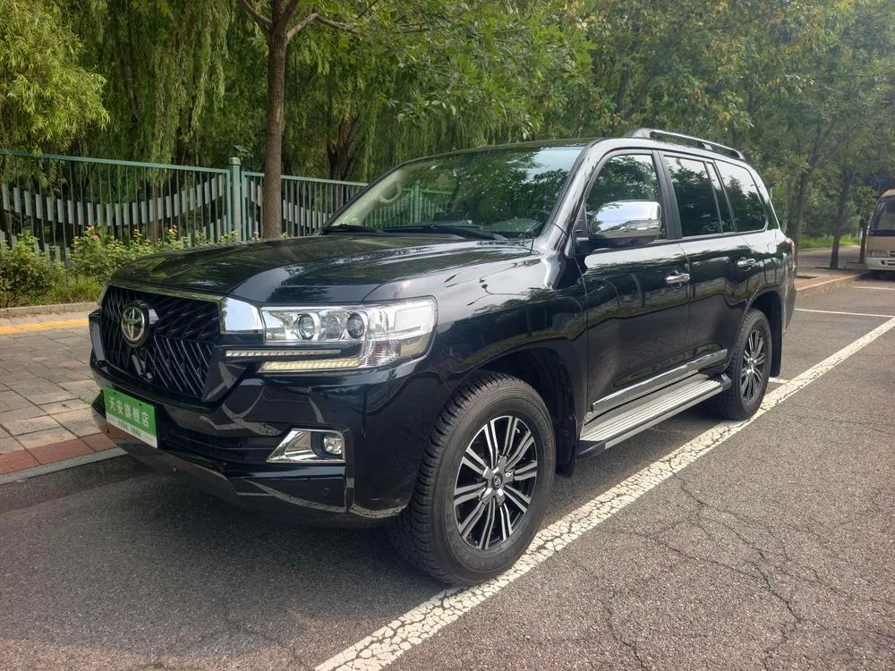 Toyota Land Cruiser (Import) 4.0L Auto 4WD 7 Seater Parallel Import, 2019 — фото 1