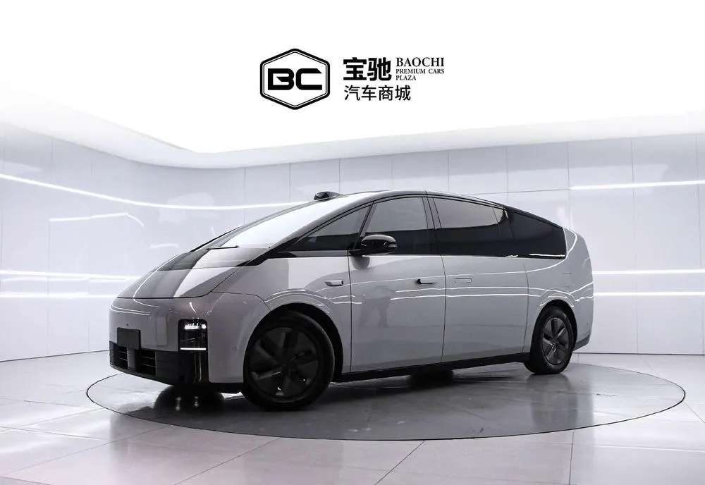 Li Auto MEGA, 2024