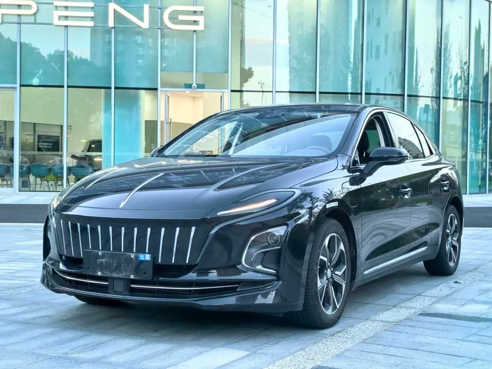 Hongqi E-QM5, 2024