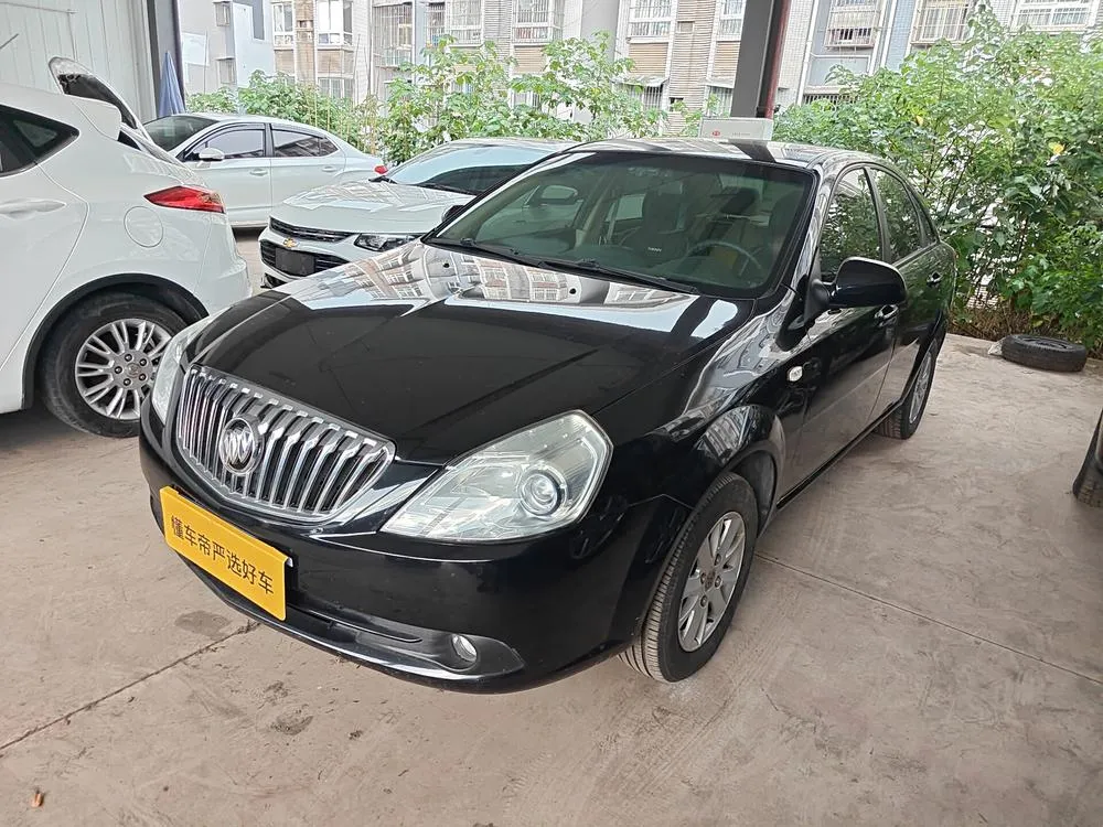 Buick Excelle, 2013