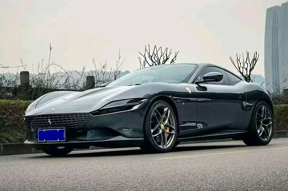 Ferrari Roma, 2020