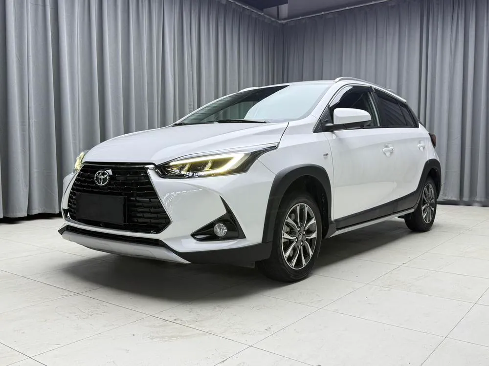 Toyota Yaris L, 2022
