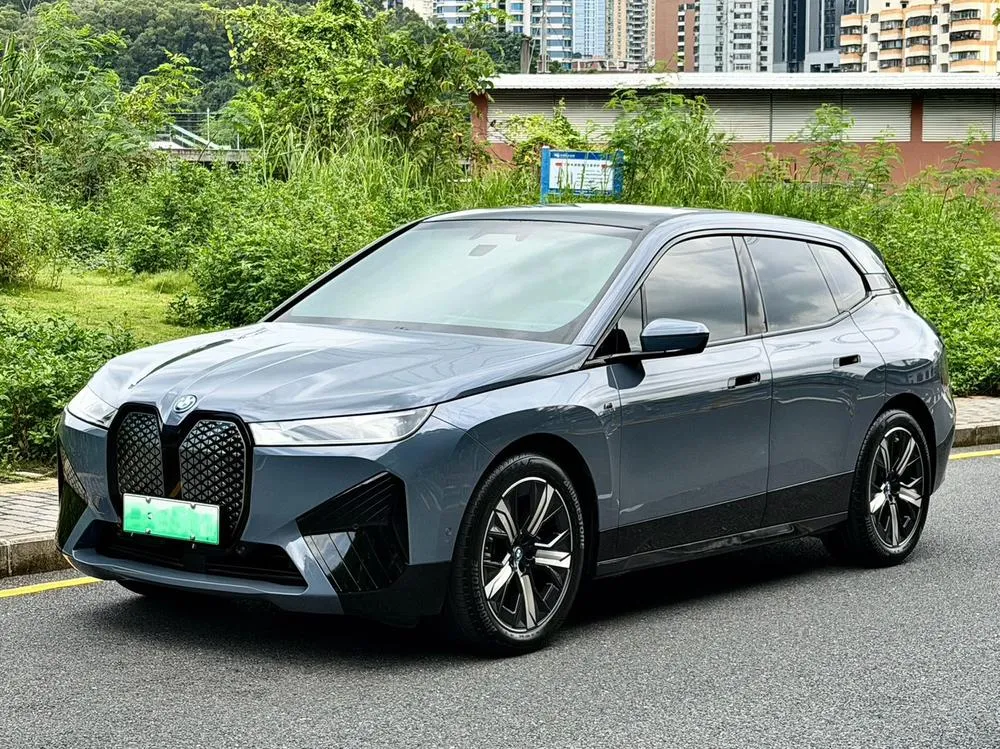 BMW iX xDrive40, 2022 — фото 1