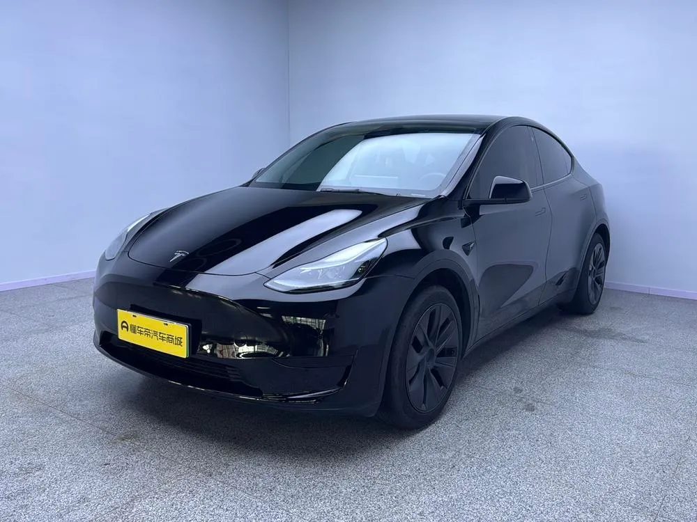 Tesla Model Y, 2023
