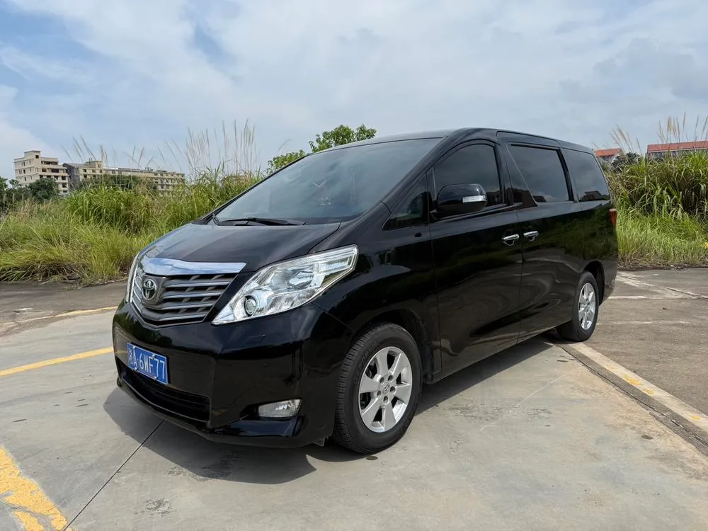 Toyota Alphard, 2011