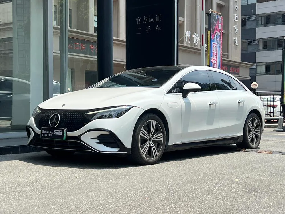 Mercedes-Benz EQE, 2022